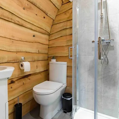 Greenview Glamping Pods Hilltown Exterior photo