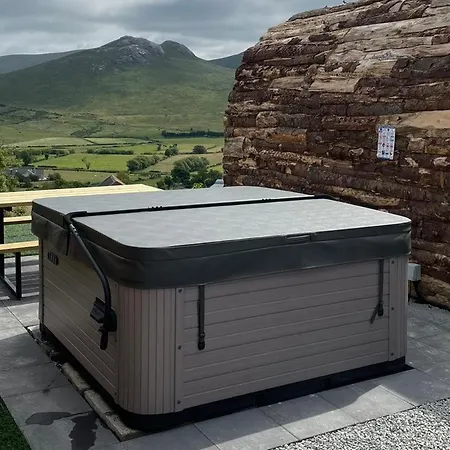 Greenview Glamping Pods Hilltown Exterior photo
