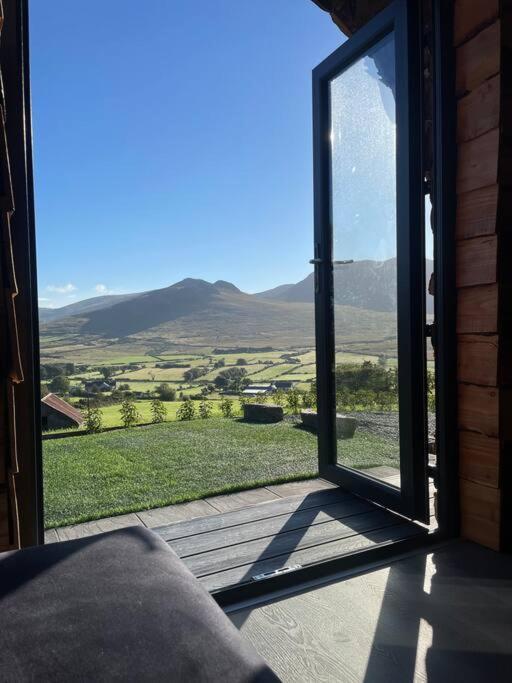 Greenview Glamping Pods * Hilltown